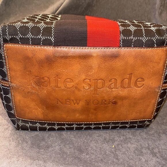 Kate Spade Classic Noel 'Tracy' Bucket Tote - Picture 5 of 14